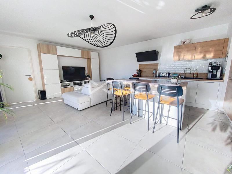 Appartement - 86 m² - 4 pièces