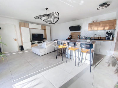 Appartement - 86 m² - 4 pièces