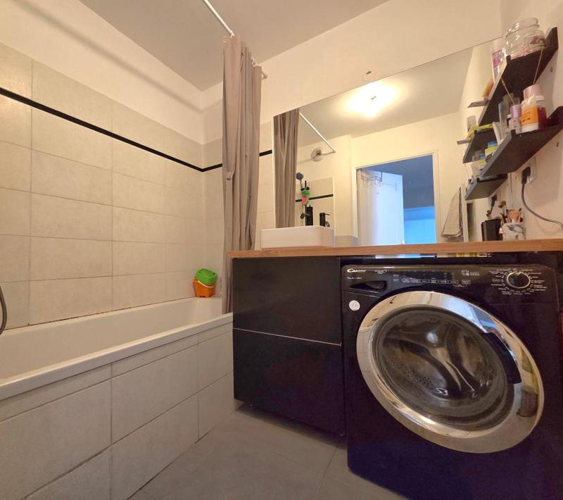 Appartement - 61 m² - 3 pièces