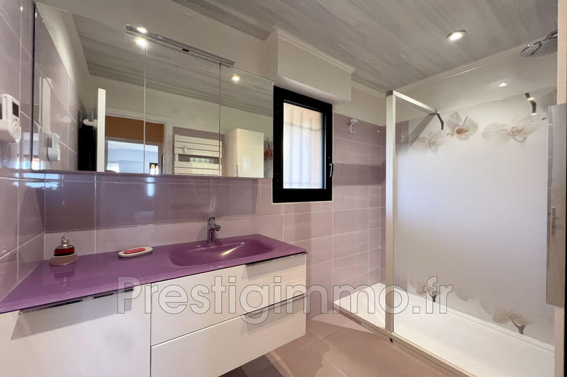 Appartement - 79 m² - 3 pièces