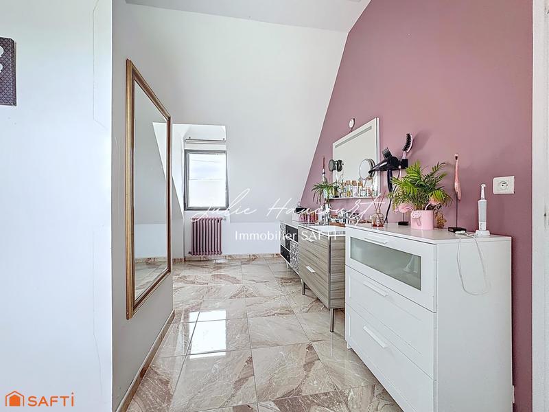 Maison - 266 m² - 7 pièces