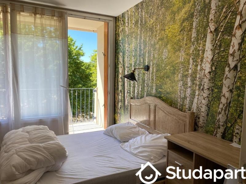 Chambre - 12 m² - 1 pièce