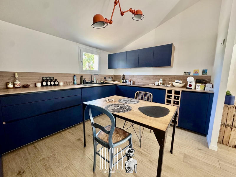 Maison - 159 m² - 5 pièces