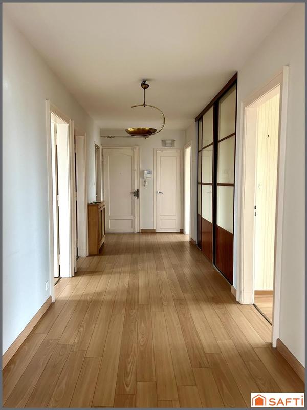 Appartement - 135 m² - 4 pièces