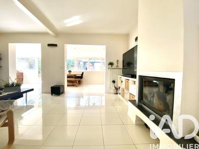 Maison de ville - 94 m² - 5 pièces