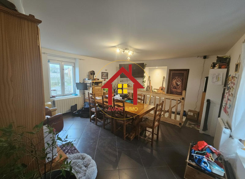 Maison - 108 m² - 8 pièces