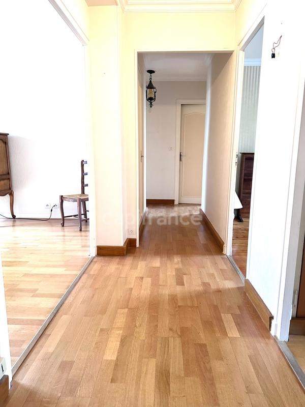 Appartement - 67 m² - 4 pièces