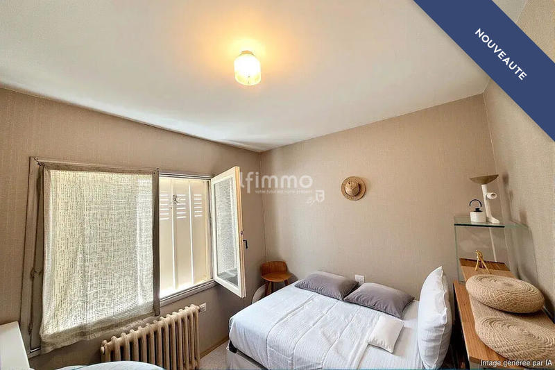 Maison - 205 m² - 11 pièces