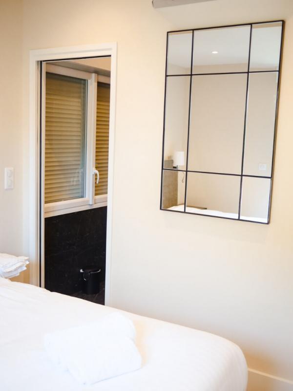 Maison - 240 m² - 10 pièces