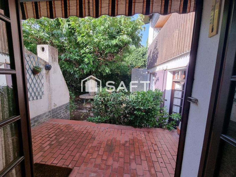 Maison - 224 m² - 8 pièces