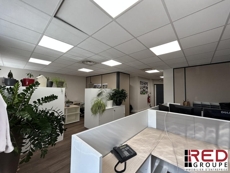 Bureau - 98 m²