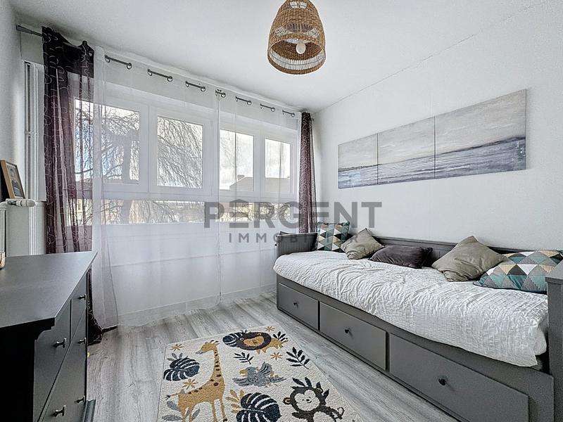 Appartement - 79 m² - 4 pièces