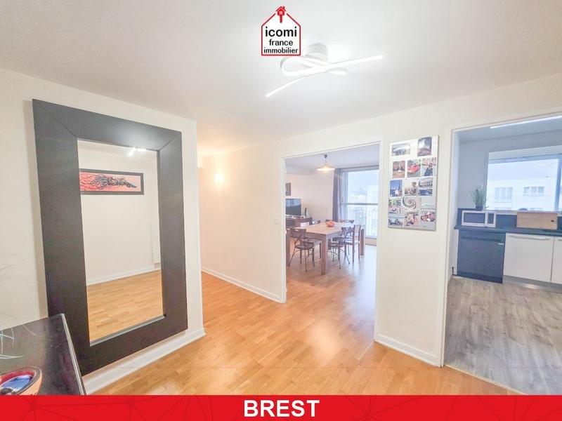 Appartement - 110 m² - 5 pièces