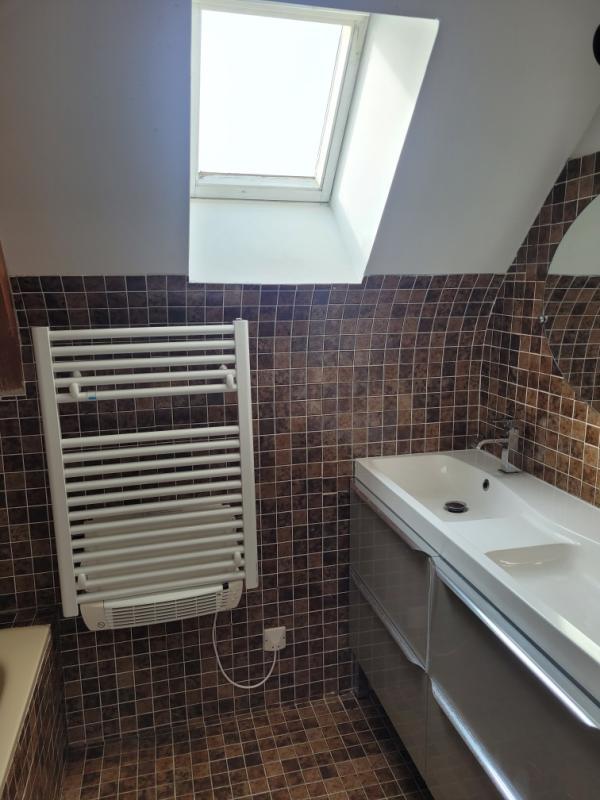 Maison - 80 m² - 5 pièces