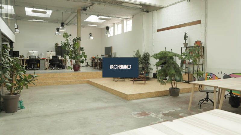 Local commercial - 357 m²