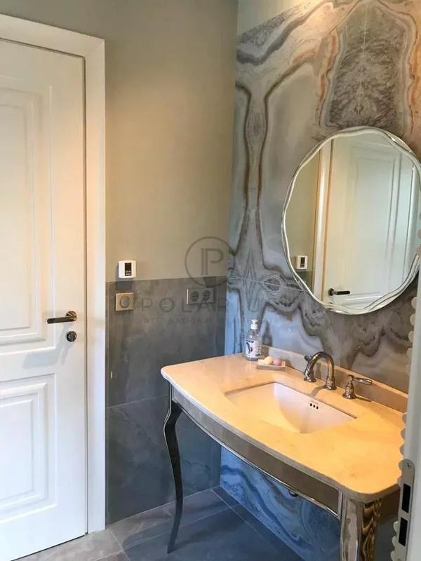 Villa - 260 m² - 7 pièces