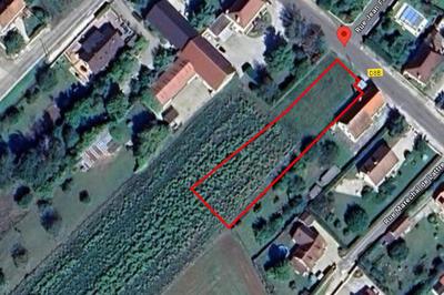 Terrain constructible - 1 702 m²