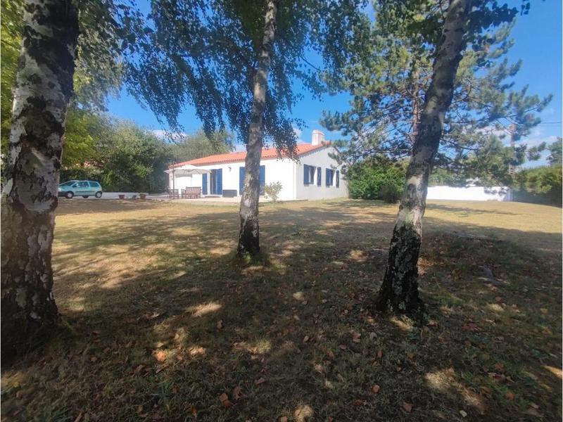 Maison - 99 m² - 4 pièces