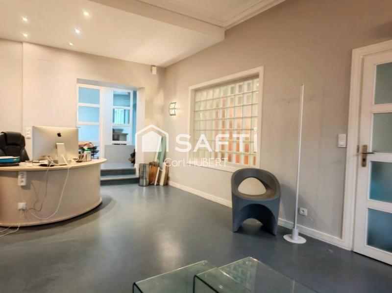 Maison de ville - 237 m² - 7 pièces