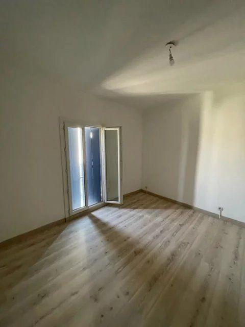 Appartement - 96 m² - 3 pièces