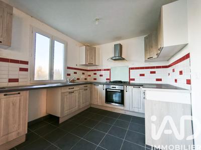 Maison - 84 m² - 5 pièces