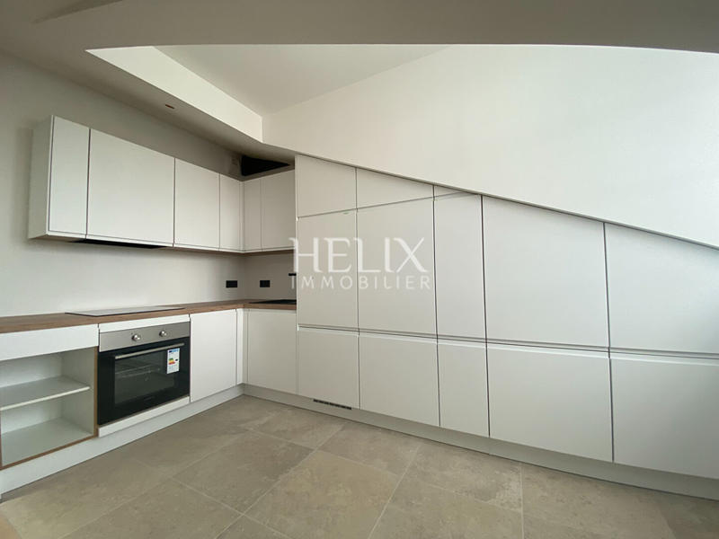 Appartement - 83 m² - 3 pièces