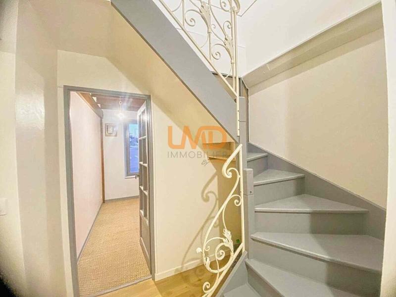 Maison de bourg - 98 m² - 5 pièces