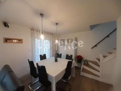 Maison - 126 m² - 6 pièces