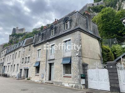 Maison - 296 m² - 12 pièces