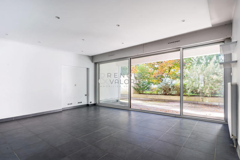 Appartement - 96 m² - 4 pièces