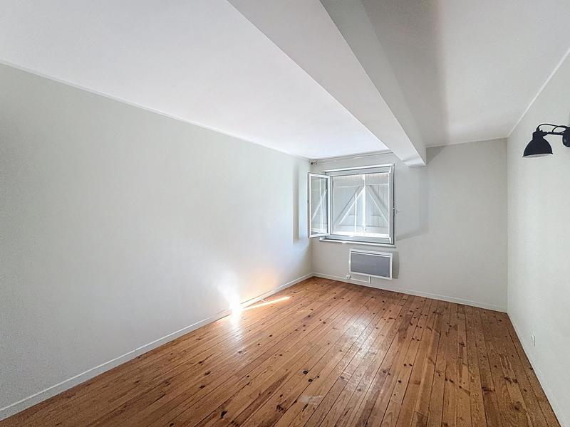 Maison - 294 m² - 4 pièces