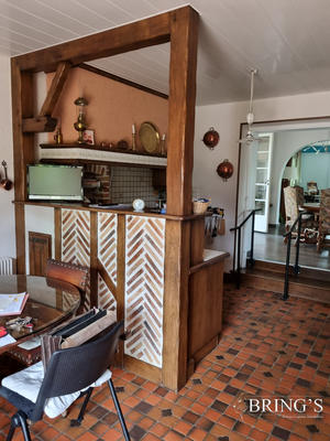 Maison - 204 m² - 8 pièces