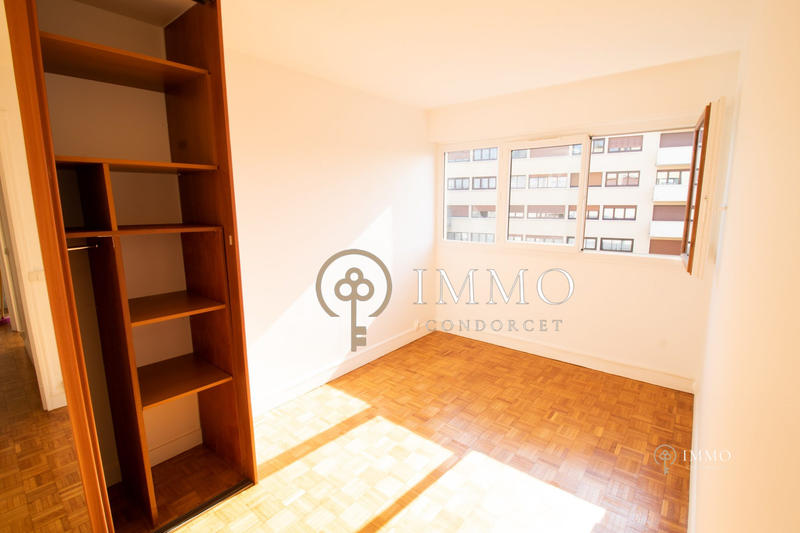 Appartement - 83 m² - 4 pièces