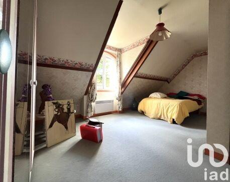 Maison - 260 m² - 7 pièces