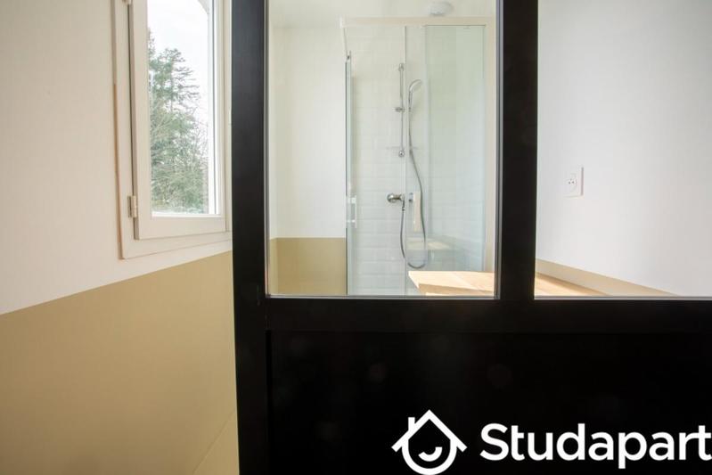 Chambre - 15 m² - 1 pièce