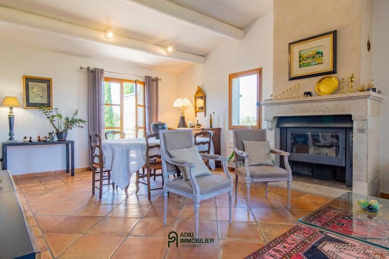 Maison - 191 m² - 6 pièces