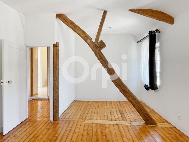 Propriété - 276 m² - 10 pièces