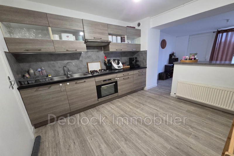 Maison - 95 m² - 5 pièces