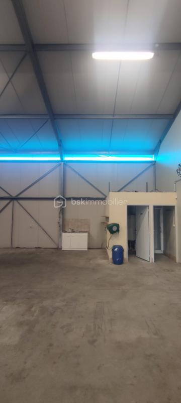 Local commercial - 225 m² - 3 pièces