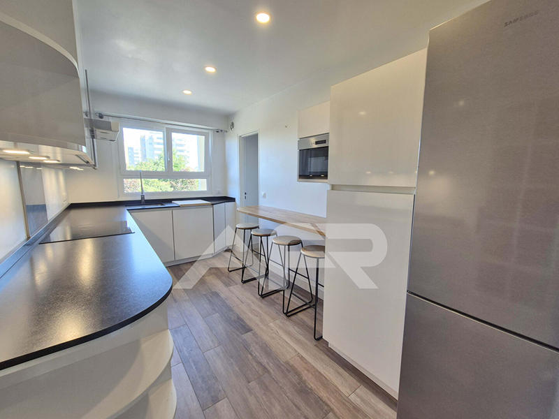 Appartement - 109 m² - 5 pièces