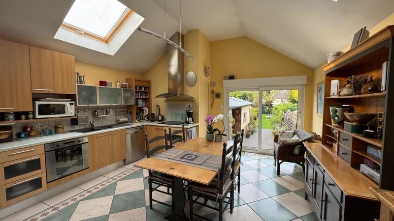 Maison - 115 m² - 4 pièces