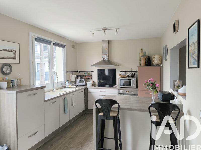 Maison - 97 m² - 6 pièces