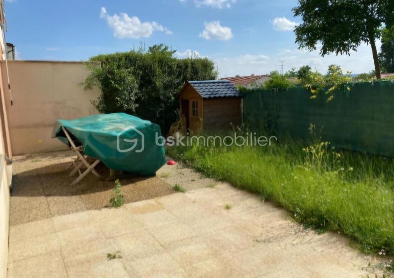 Maison jumelée - 76 m² - 4 pièces