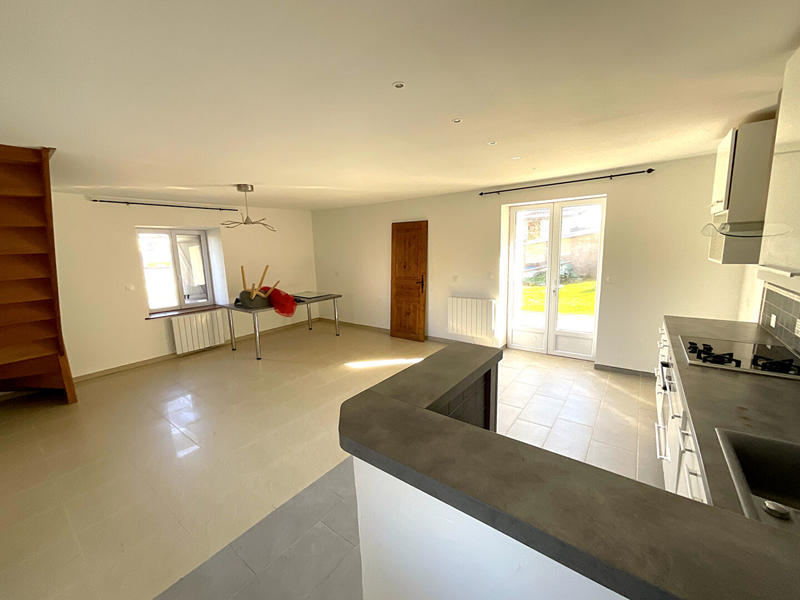 Maison - 164 m² - 8 pièces