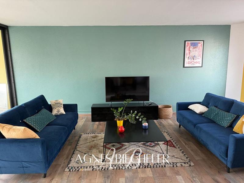 Appartement - 86 m² - 3 pièces