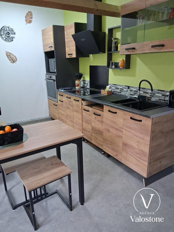 Maison - 205 m² - 5 pièces