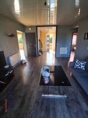 Maison - 162 m² - 9 pièces