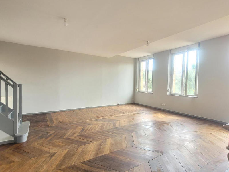 Appartement - 158 m² - 6 pièces