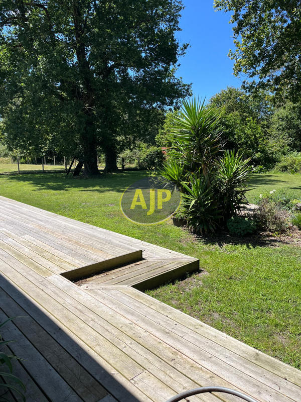 Maison - 191 m² - 5 pièces