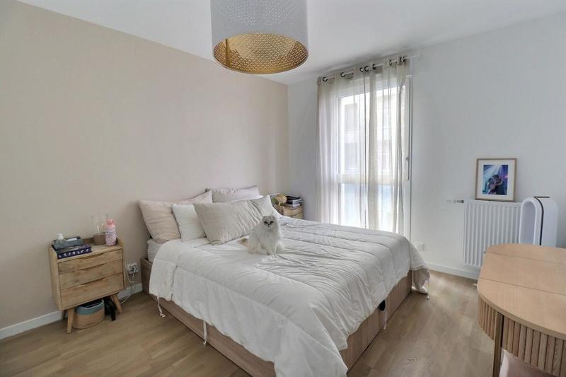 Appartement - 86 m² - 5 pièces